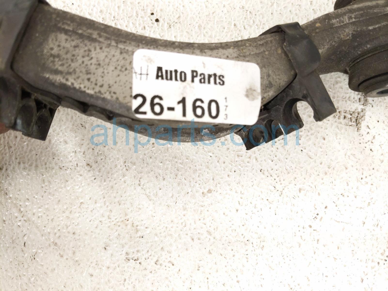 2011 BMW 750li Rear Passenger Rearward Upper Control Arm 33 32 6 782 132 Replacement 2011 BMW 750li Rear Passenger Rearward Upper Control Arm 33 32 6 782 132 Replacement thumbnail