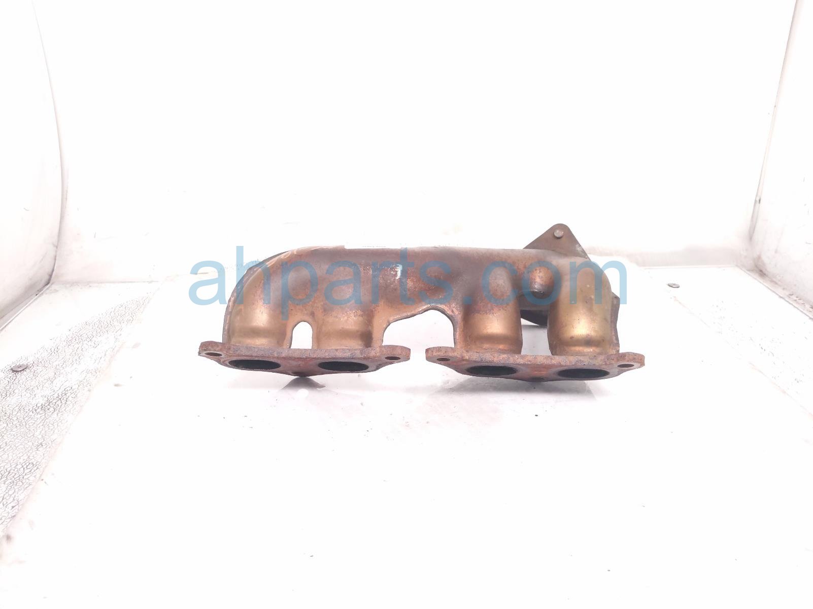 2000 Toyota Tacoma Exhaust Manifold 17141 75030 Replacement 2000 Toyota Tacoma Exhaust Manifold 17141 75030 Replacement thumbnail