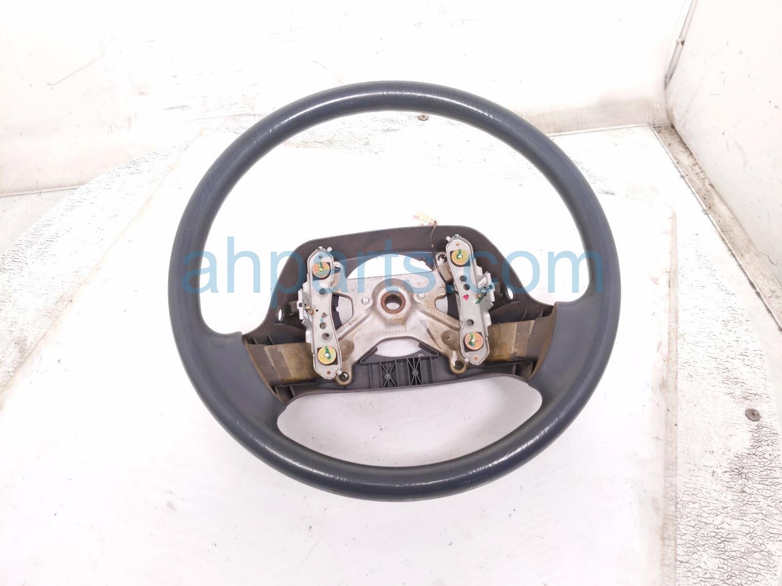 2000 Toyota Tacoma Steering Wheel Grey Base 45100 04070 B0 Replacement 2000 Toyota Tacoma Steering Wheel Grey Base 45100 04070 B0 Replacement thumbnail