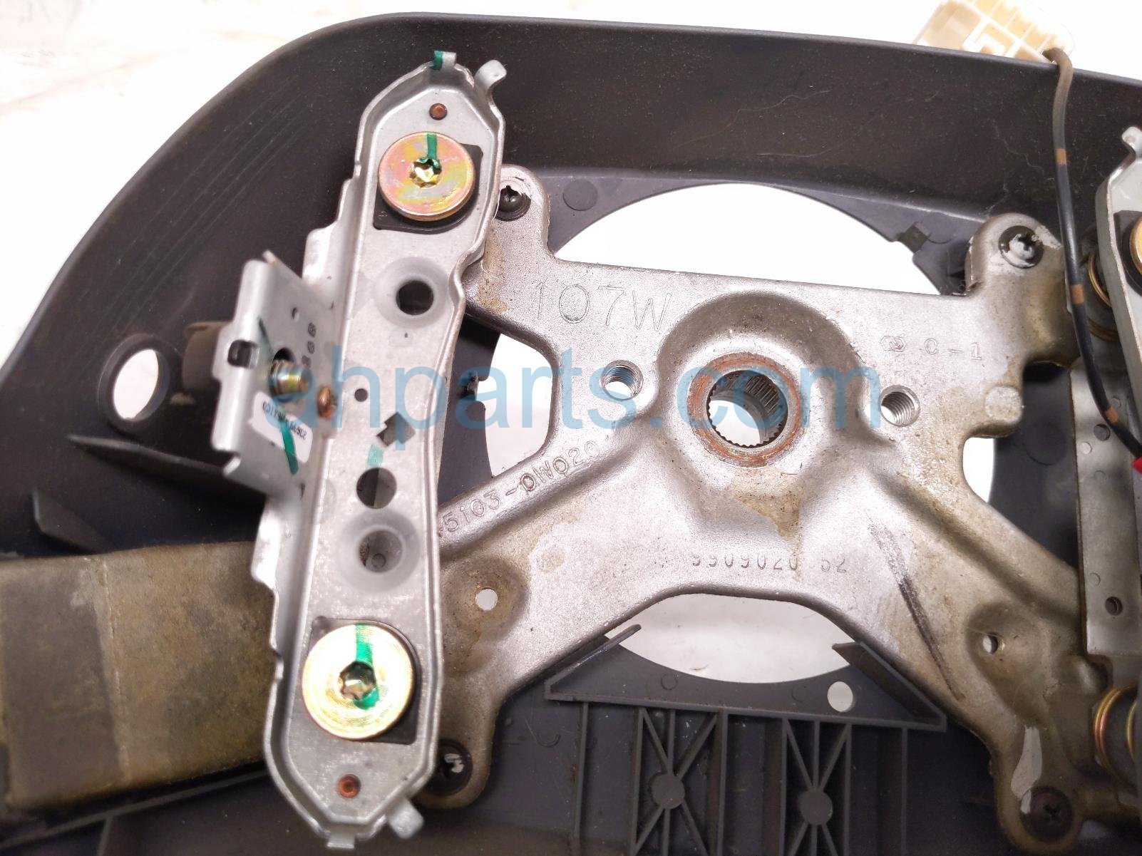 2000 Toyota Tacoma Steering Wheel Grey Base 45100 04070 B0 Replacement 2000 Toyota Tacoma Steering Wheel Grey Base 45100 04070 B0 Replacement thumbnail
