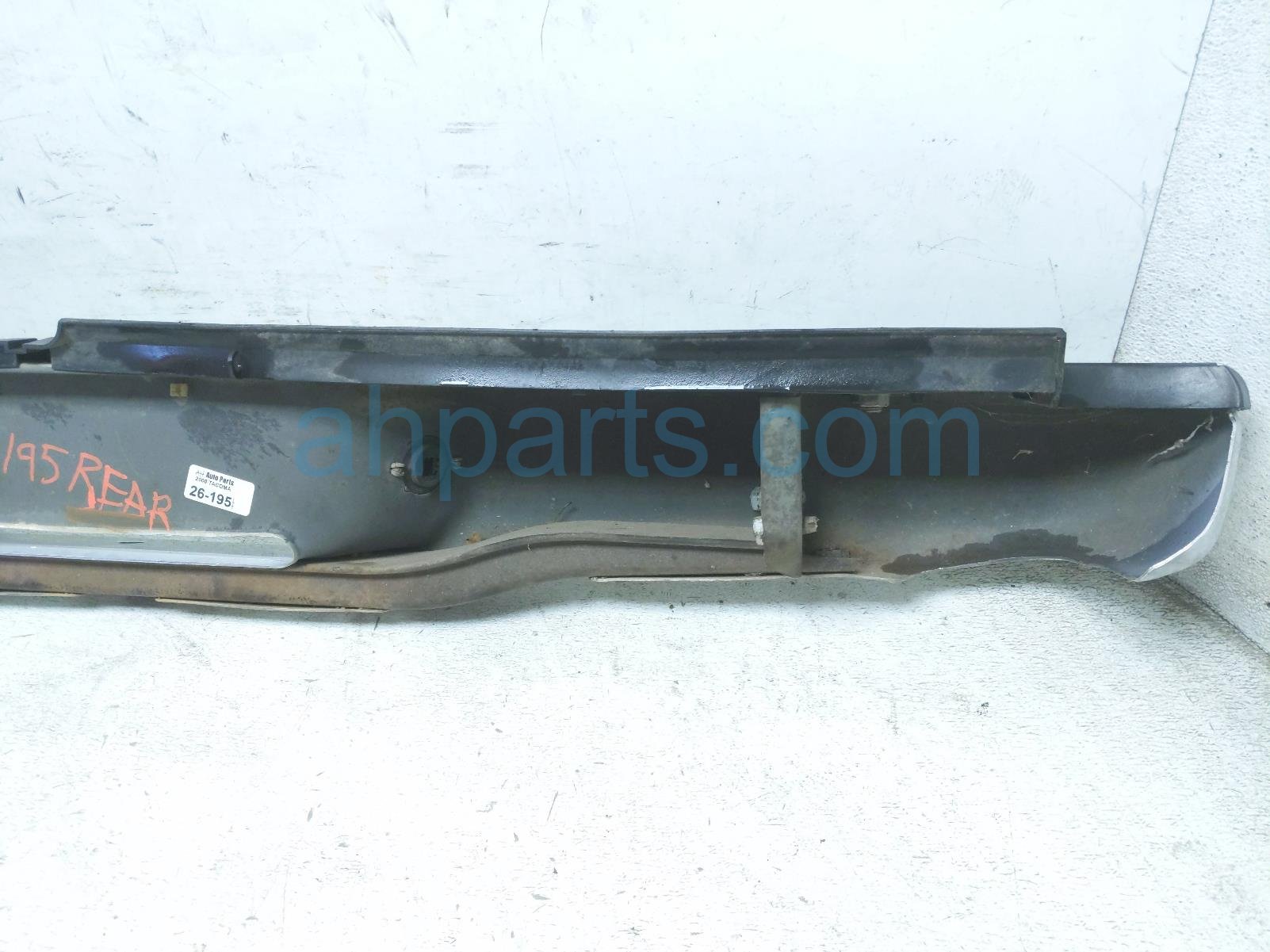 2000 Toyota Tacoma Rear Bumper Cover Chrome 53911 04060 Replacement 2000 Toyota Tacoma Rear Bumper Cover Chrome 53911 04060 Replacement thumbnail