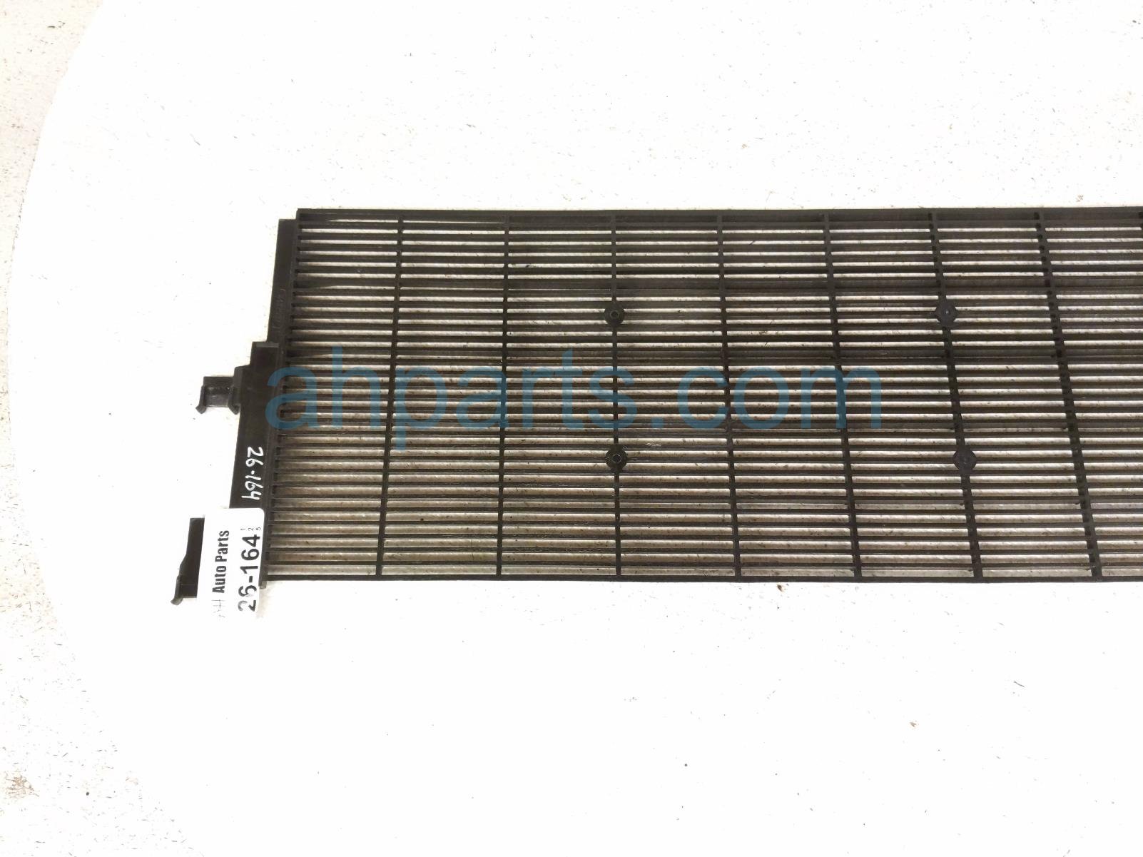 2019 BMW 330i Front Lower Bumper Grille Blue 17 11 8 482 592 Replacement 2019 BMW 330i Front Lower Bumper Grille Blue 17 11 8 482 592 Replacement thumbnail