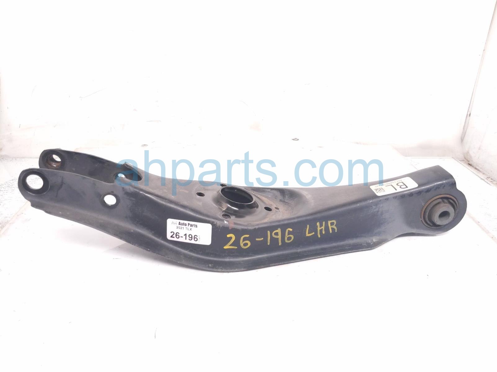 Acura RR/LH SPRING SEAT LOWER CONTROL ARM