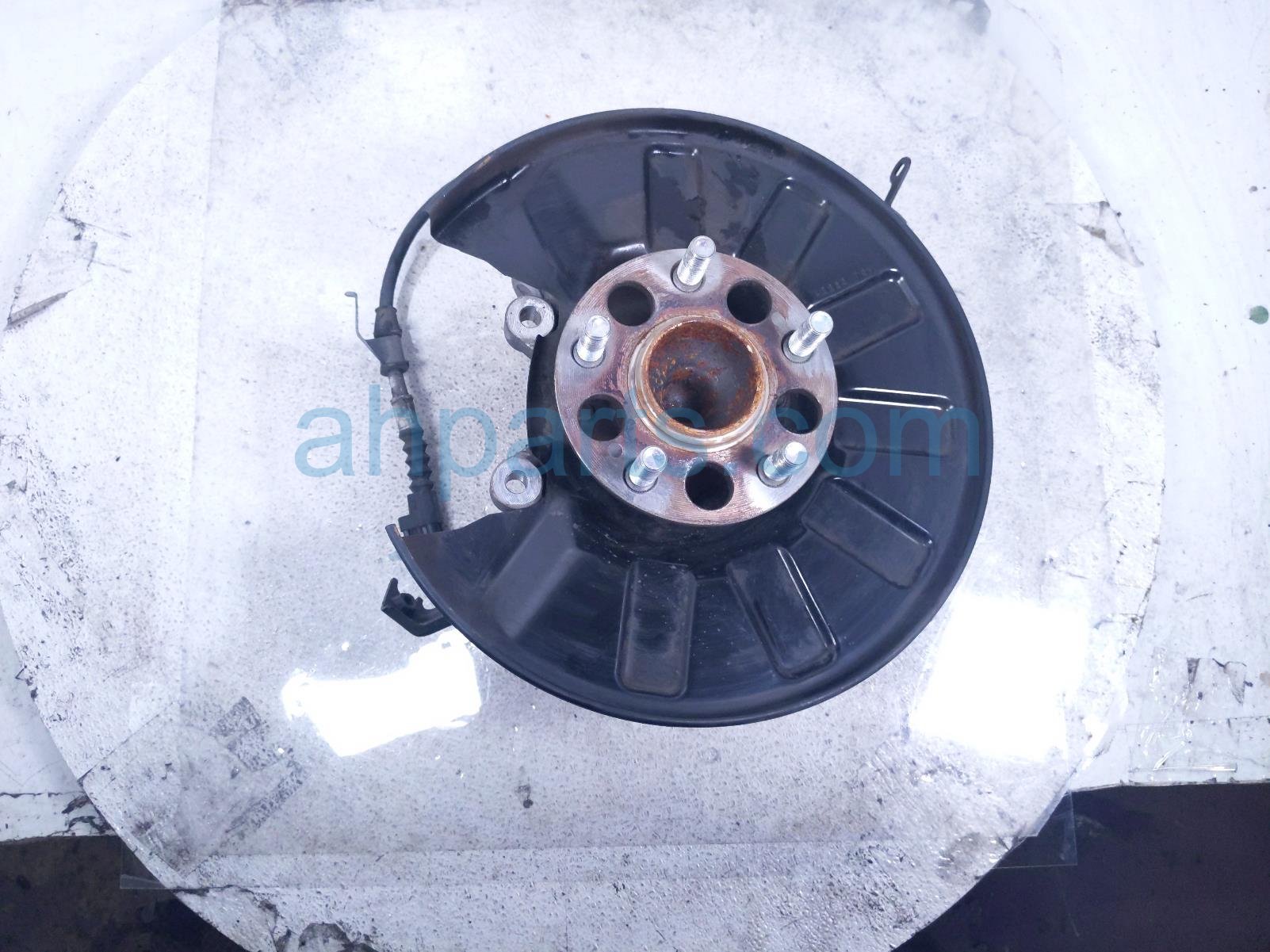 Acura RR/RH SPINDLE KNUCKLE HUB - FWD