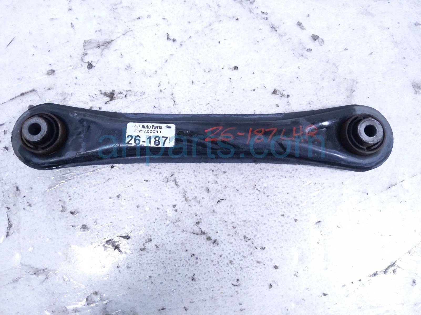 Honda RR/LH LATERAL LOWER CONTROL ARM