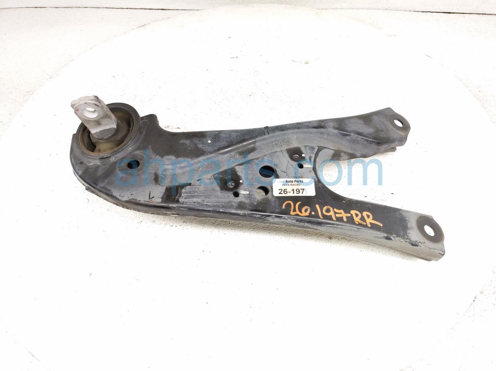 Lexus RR/RH TRAILING LOWER CONTROL ARM