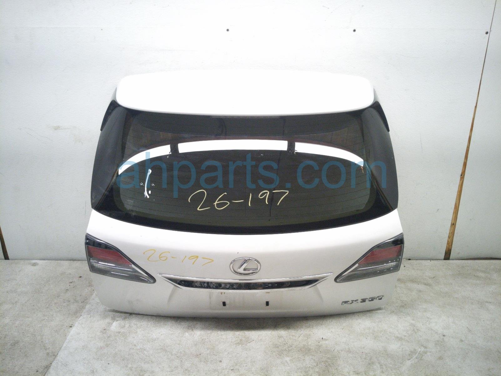 Lexus LIFT GATE / TAIL GATE - WHITE