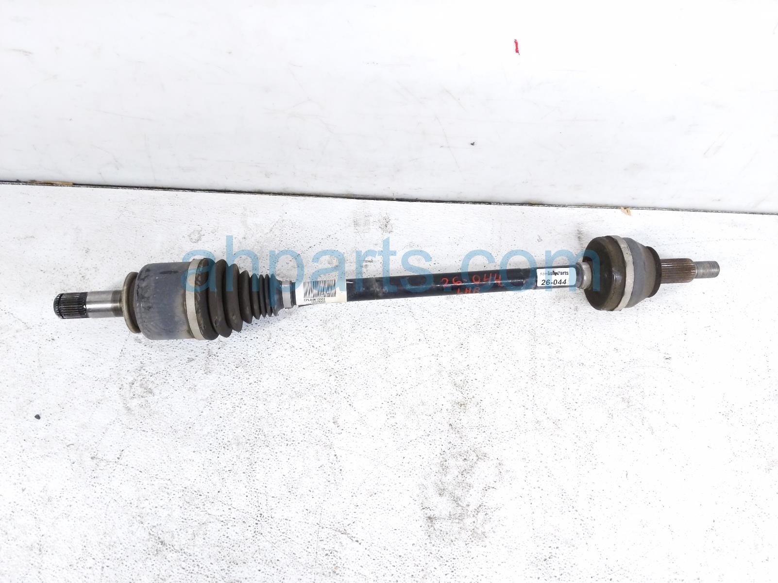 2020 Land Rover Range Rover Sport Rear Driver Cv Axle Drive Shaft LR161705 Replacement 2020 Land Rover Range Rover Sport Rear Driver Cv Axle Drive Shaft LR161705 Replacement thumbnail