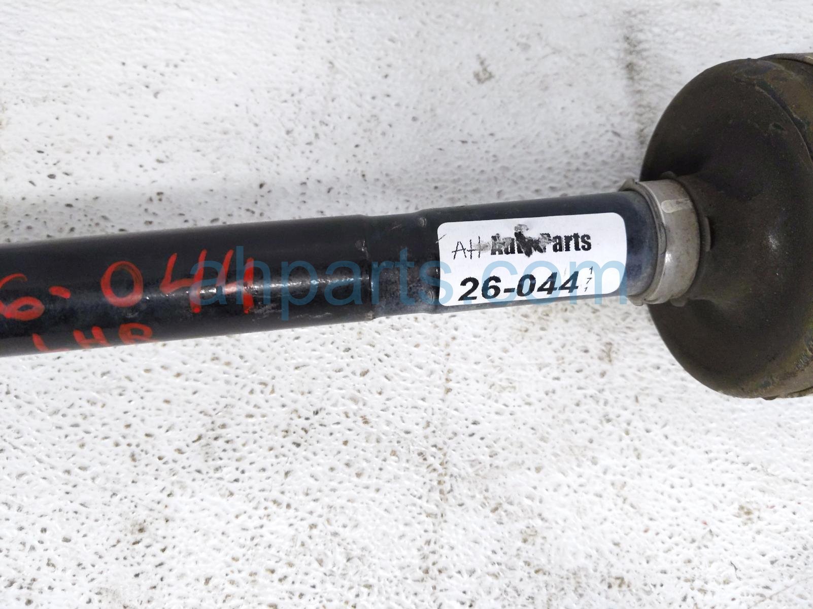 2020 Land Rover Range Rover Sport Rear Driver Cv Axle Drive Shaft LR161705 Replacement 2020 Land Rover Range Rover Sport Rear Driver Cv Axle Drive Shaft LR161705 Replacement thumbnail