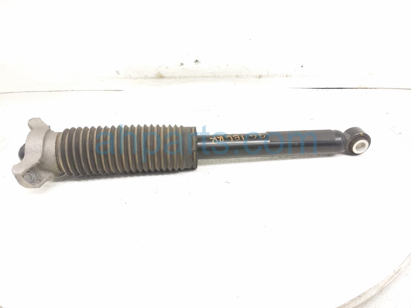 2025 Honda Pilot Strut / Spring / Rear Passenger Shock Absorber Awd Touring 52611 T90 A22 Replacement 2025 Honda Pilot Strut / Spring / Rear Passenger Shock Absorber Awd Touring 52611 T90 A22 Replacement thumbnail