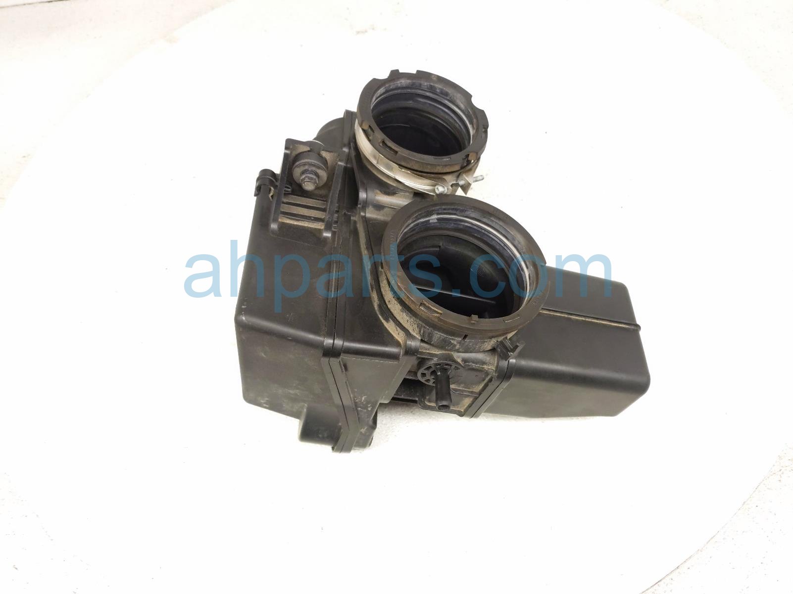 2025 Honda Pilot Intake Air Cleaner Resonator Chamber 17280 6FB A01 Replacement 2025 Honda Pilot Intake Air Cleaner Resonator Chamber 17280 6FB A01 Replacement thumbnail