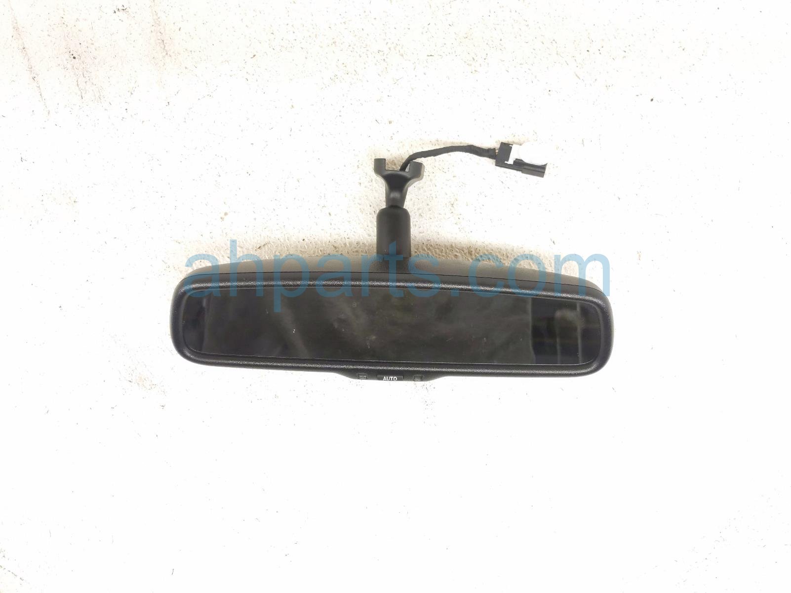 Toyota INSIDE / INTERIOR REAR VIEW MIRROR