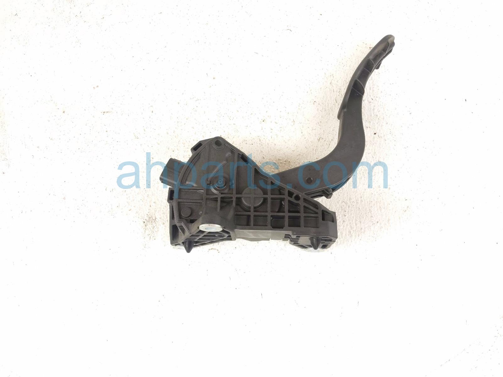 Toyota GAS / ACCELERATOR PEDAL ASSY