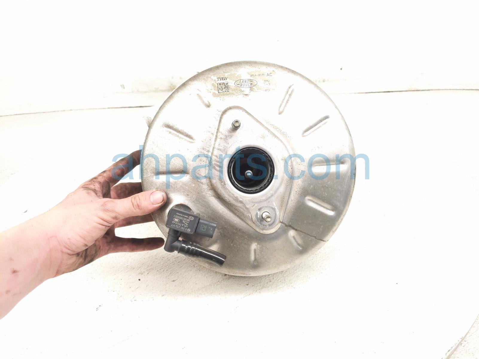 2020 Land Rover Range Rover Sport Power Brake Booster 3.0t Awd LR116564 Replacement 2020 Land Rover Range Rover Sport Power Brake Booster 3.0t Awd LR116564 Replacement thumbnail