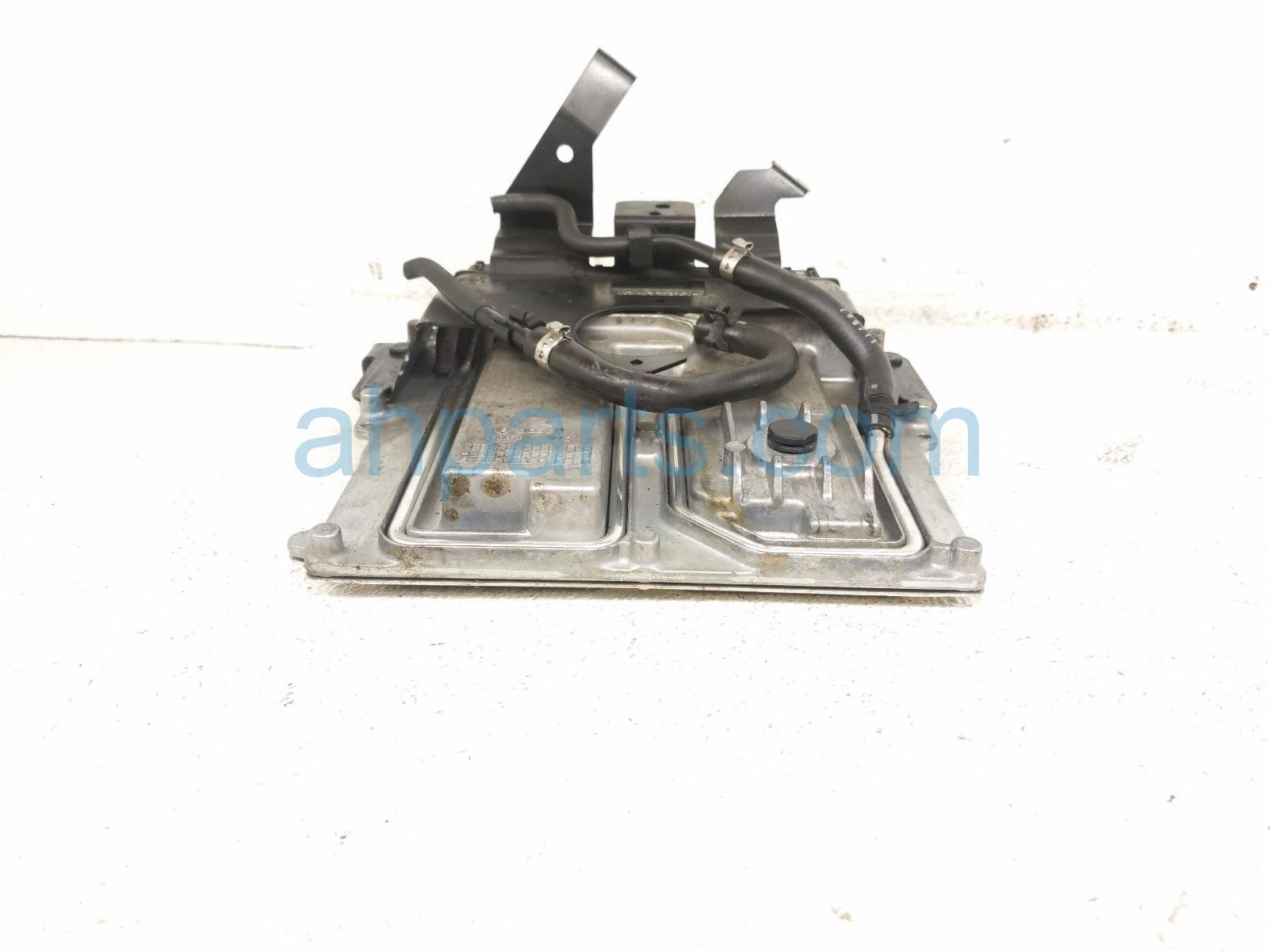 2020 Land Rover Range Rover Sport Ecu Control Module / Engine Computer Unit 3.0l At Awd LR121389 Replacement 2020 Land Rover Range Rover Sport Ecu Control Module / Engine Computer Unit 3.0l At Awd LR121389 Replacement thumbnail