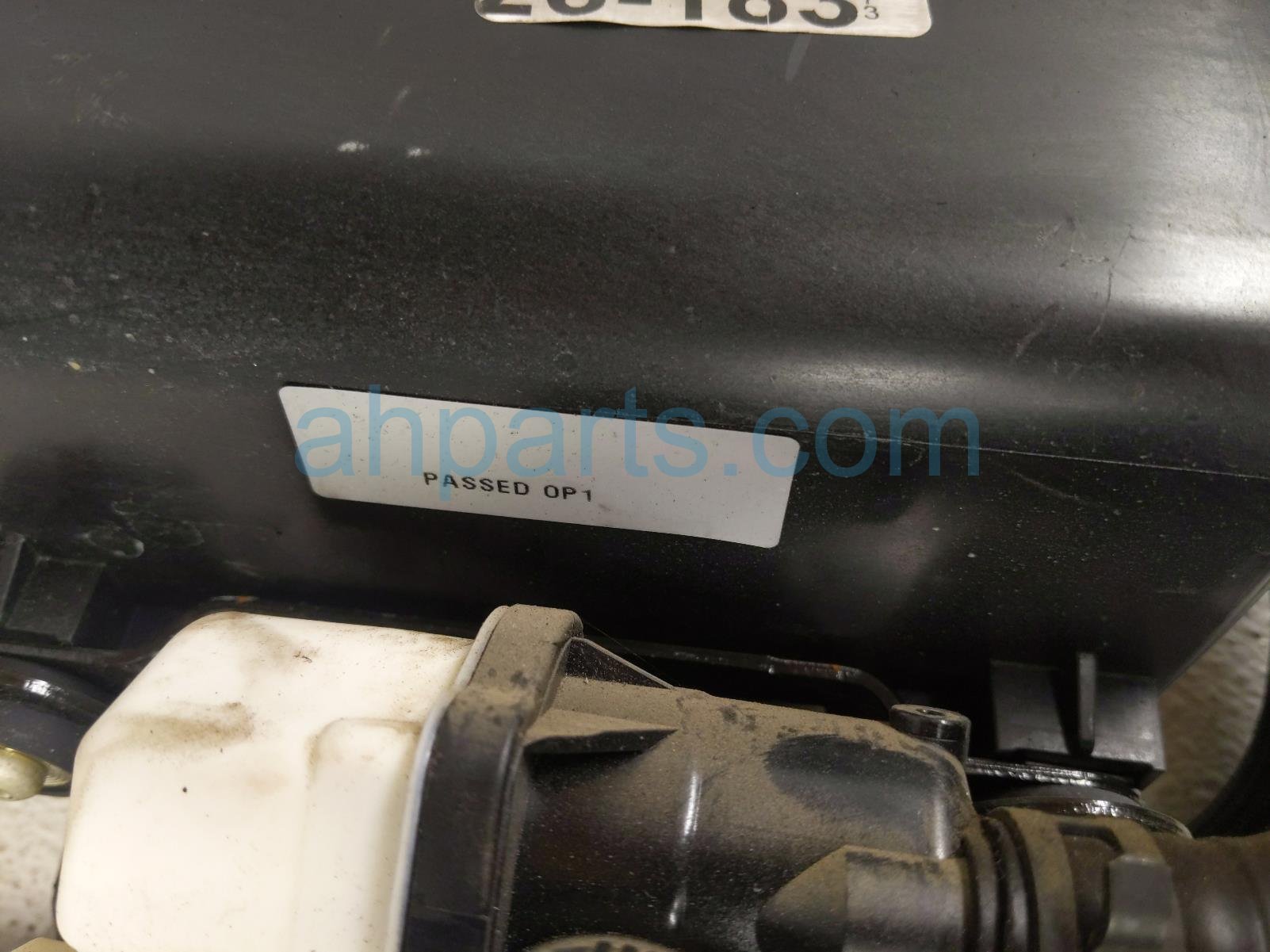 2020 Land Rover Range Rover Sport Fuel Vapor Charcoal Canister 3.0l LR161594 Replacement 2020 Land Rover Range Rover Sport Fuel Vapor Charcoal Canister 3.0l LR161594 Replacement thumbnail