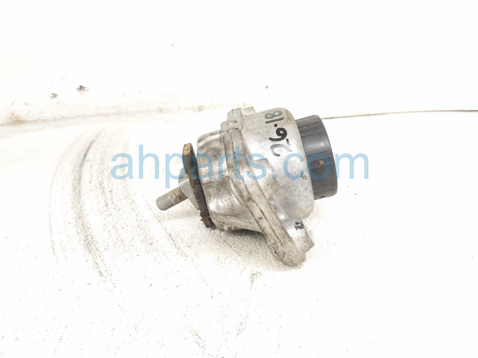 2020 Land Rover Range Rover Sport Engine/motor Driver Engine Mount 3.0l Awd LR179381 Replacement 2020 Land Rover Range Rover Sport Engine/motor Driver Engine Mount 3.0l Awd LR179381 Replacement thumbnail