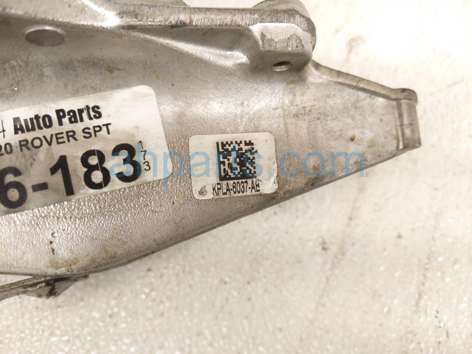 2020 Land Rover Range Rover Sport Engine/motor Passenger Engine Mount Bracket 3.0 Awd LR147913 Replacement 2020 Land Rover Range Rover Sport Engine/motor Passenger Engine Mount Bracket 3.0 Awd LR147913 Replacement thumbnail
