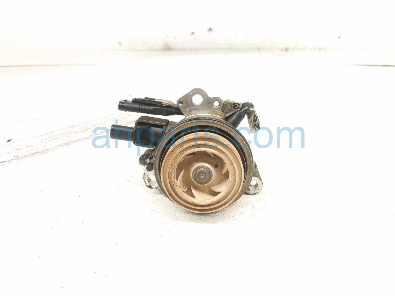 2020 Land Rover Range Rover Sport Electric Water Pump 3.0l 104123463 Replacement 2020 Land Rover Range Rover Sport Electric Water Pump 3.0l 104123463 Replacement thumbnail