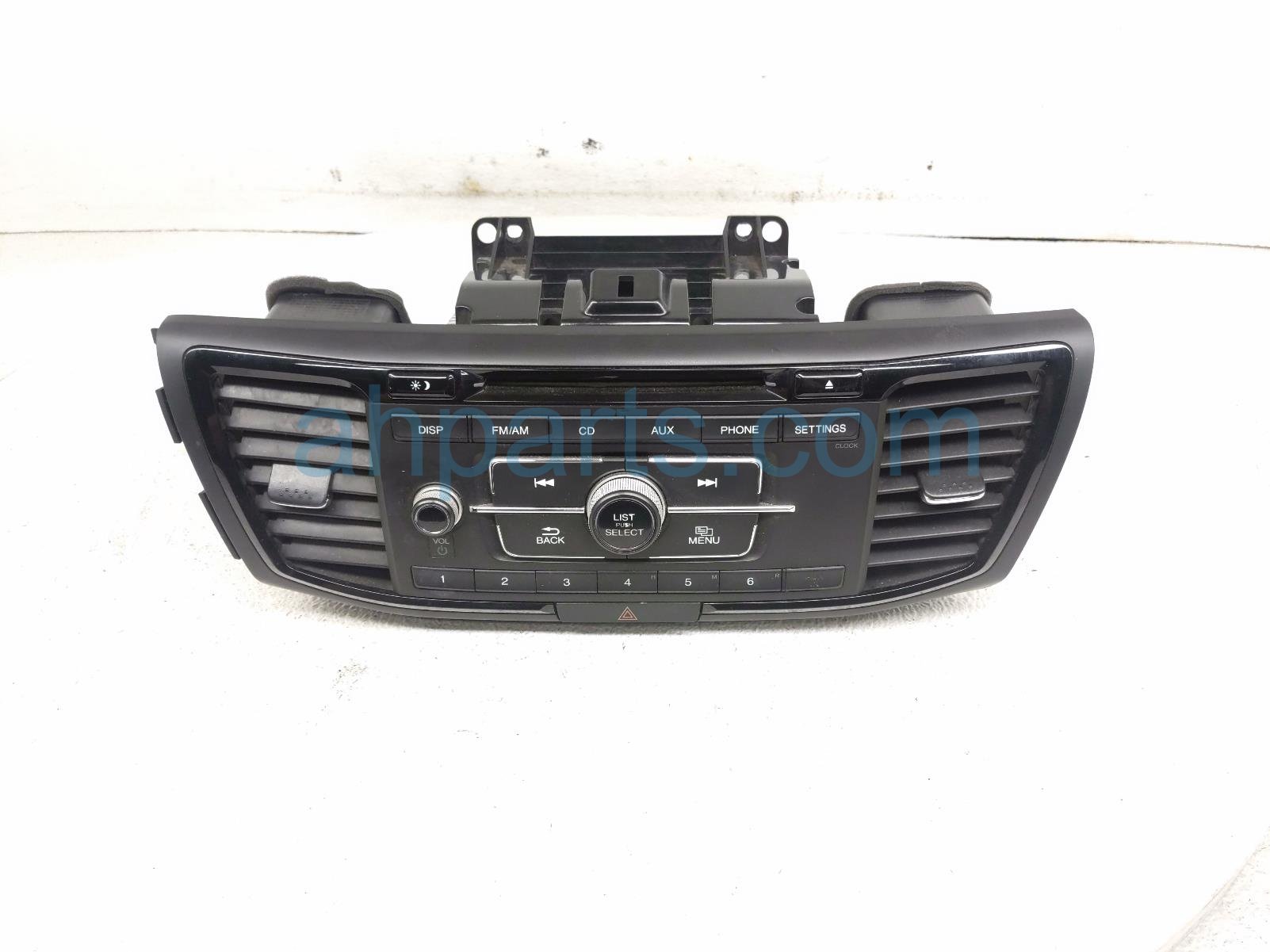 Honda AUDIO/RADIO RECEIVER