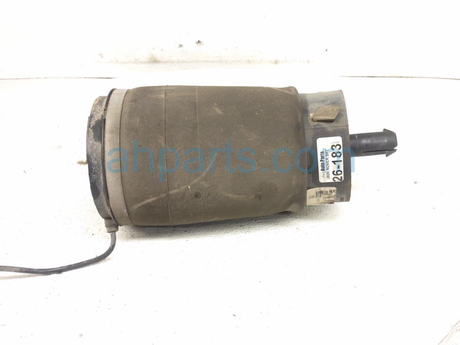 2020 Land Rover Range Rover Sport Strut / Spring / Shock Absorber Rear Passenger Air Suspension Air Bag LR044853 Replacement 2020 Land Rover Range Rover Sport Strut / Spring / Shock Absorber Rear Passenger Air Suspension Air Bag LR044853 Replacement thumbnail