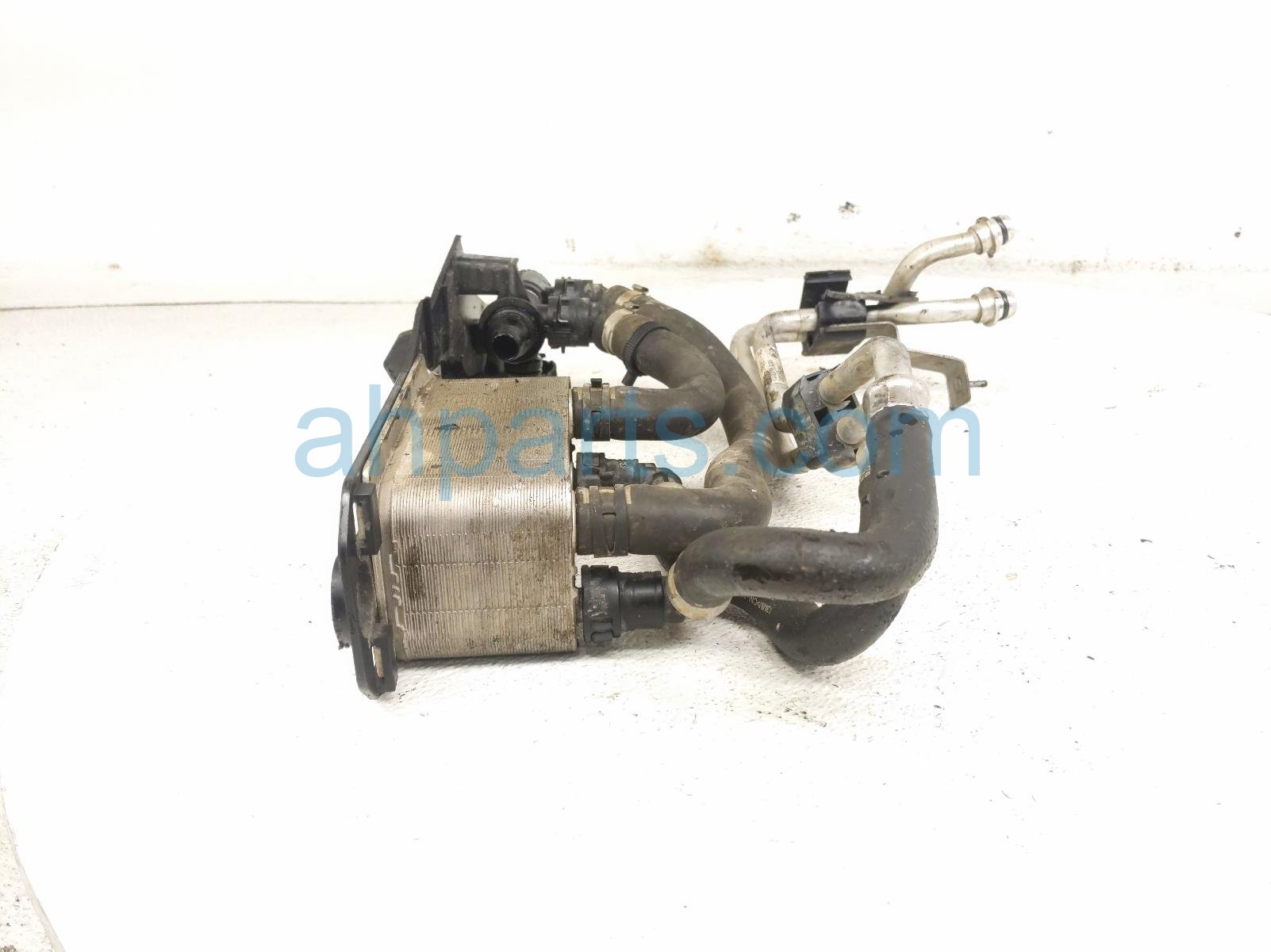 2020 Land Rover Range Rover Sport A/t Transmission Oil Cooler 3.0l LR121390 Replacement 2020 Land Rover Range Rover Sport A/t Transmission Oil Cooler 3.0l LR121390 Replacement thumbnail