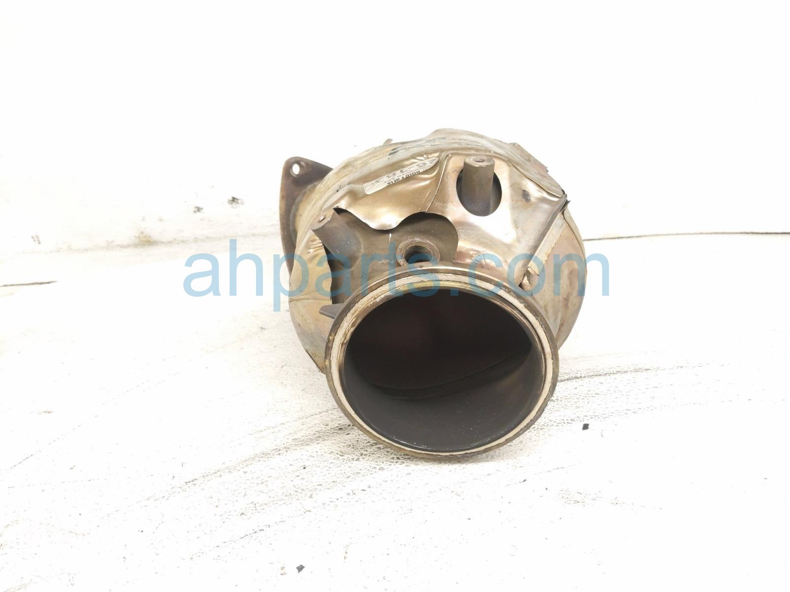2020 Land Rover Range Rover Sport Catalytic Converter 3.0l Awd LR162991 Replacement 2020 Land Rover Range Rover Sport Catalytic Converter 3.0l Awd LR162991 Replacement thumbnail