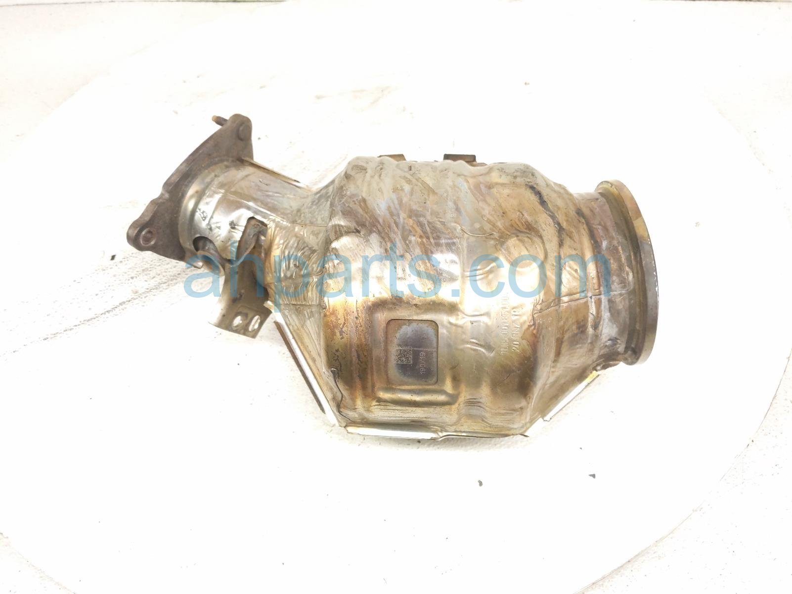 2020 Land Rover Range Rover Sport Catalytic Converter 3.0l Awd LR162991 Replacement 2020 Land Rover Range Rover Sport Catalytic Converter 3.0l Awd LR162991 Replacement thumbnail