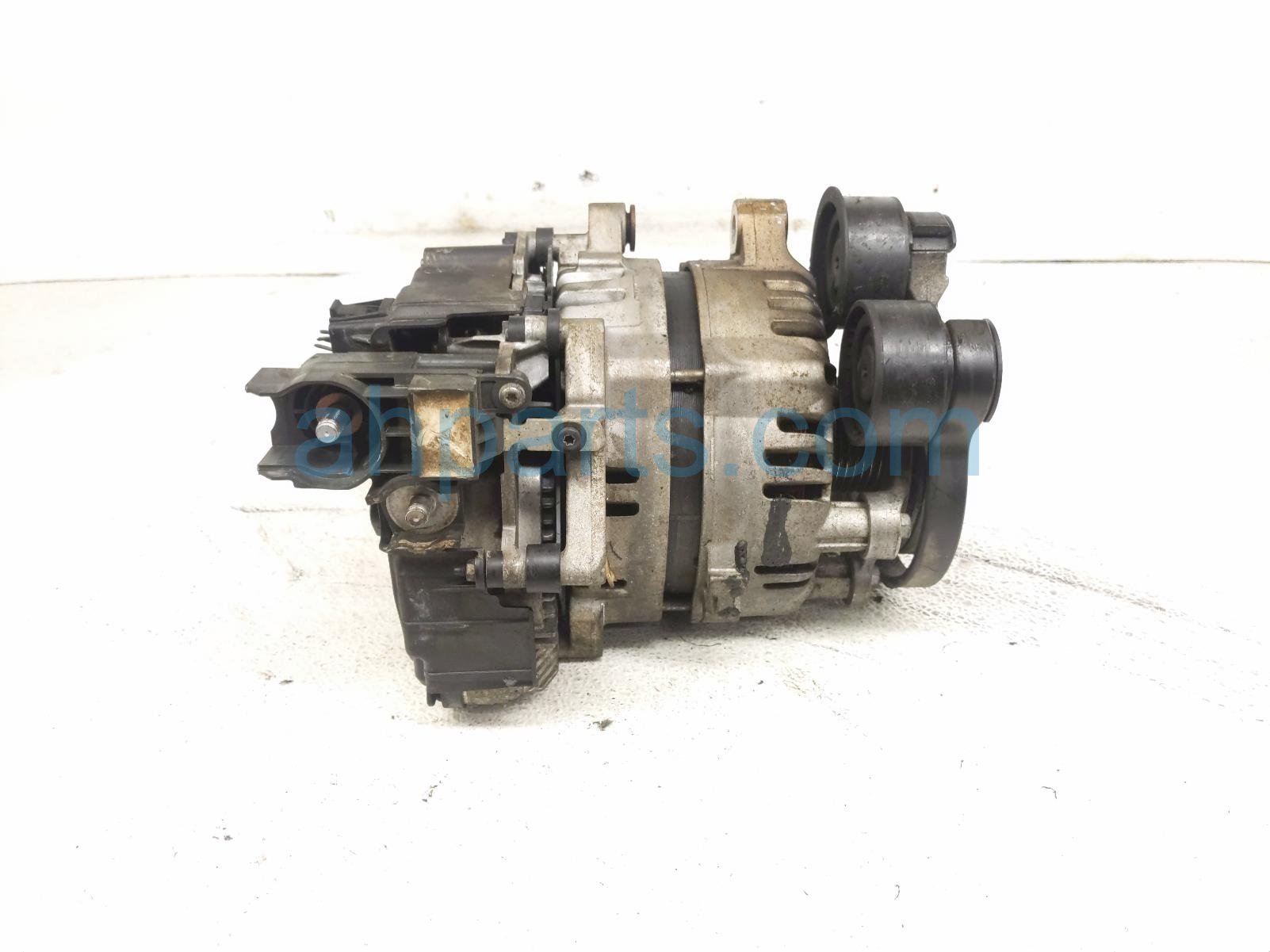 2020 Land Rover Range Rover Sport Alternator / Generator LR174072 Replacement 2020 Land Rover Range Rover Sport Alternator / Generator LR174072 Replacement thumbnail