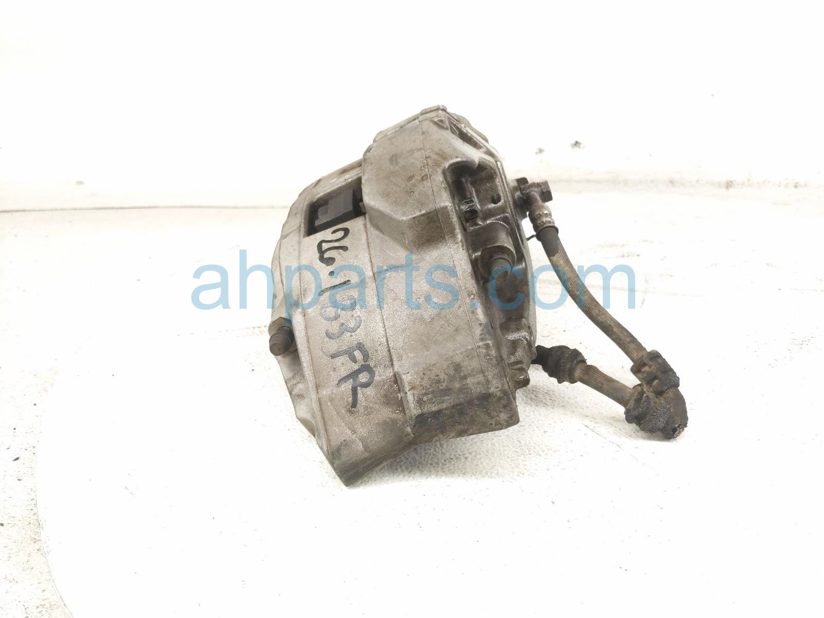 2020 Land Rover Range Rover Sport Front Passenger Brake Caliper LR110407 Replacement 2020 Land Rover Range Rover Sport Front Passenger Brake Caliper LR110407 Replacement thumbnail