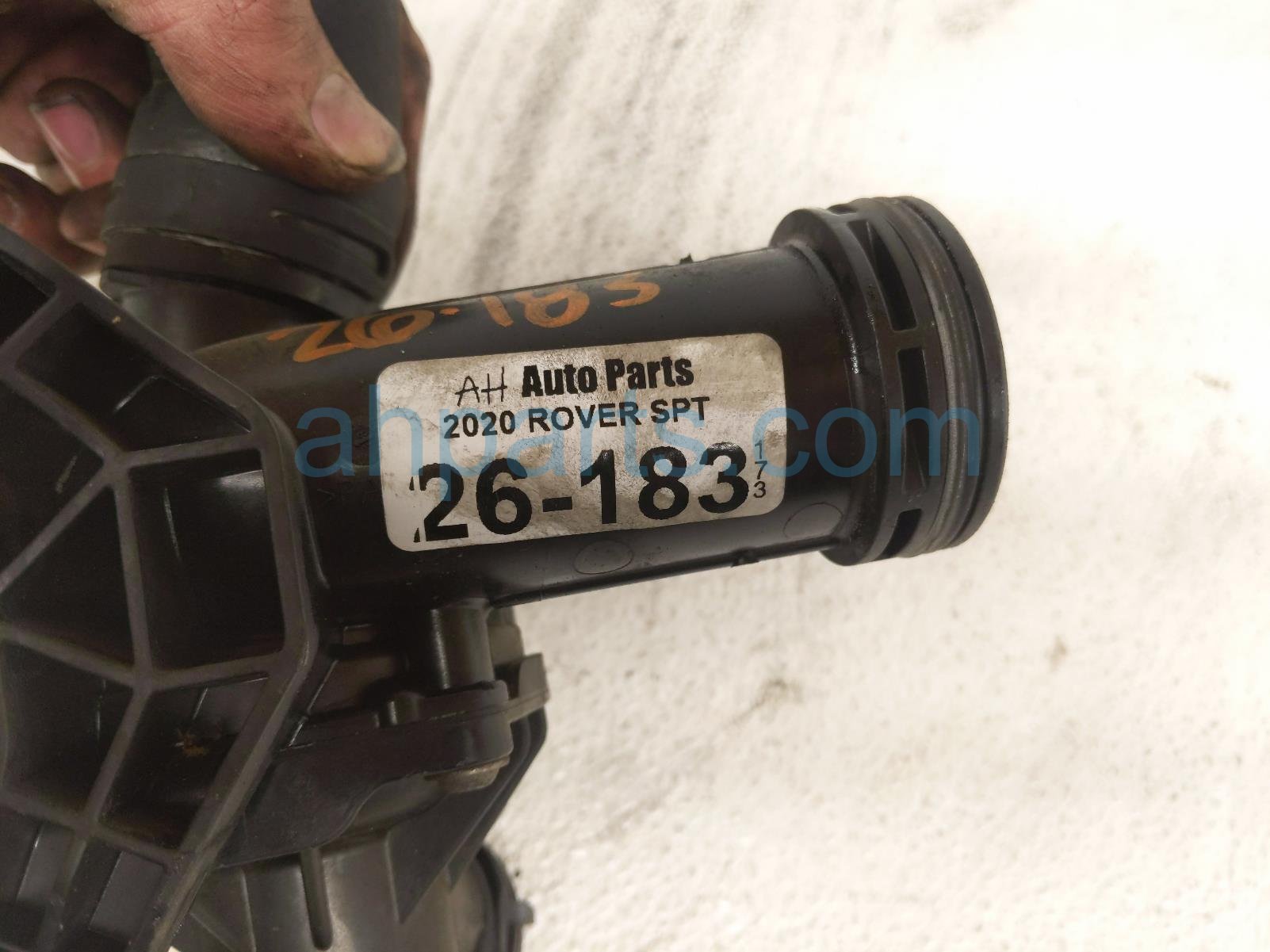 2020 Land Rover Range Rover Sport Thermostat Housing Assy 3.0l LR180316 Replacement 2020 Land Rover Range Rover Sport Thermostat Housing Assy 3.0l LR180316 Replacement thumbnail