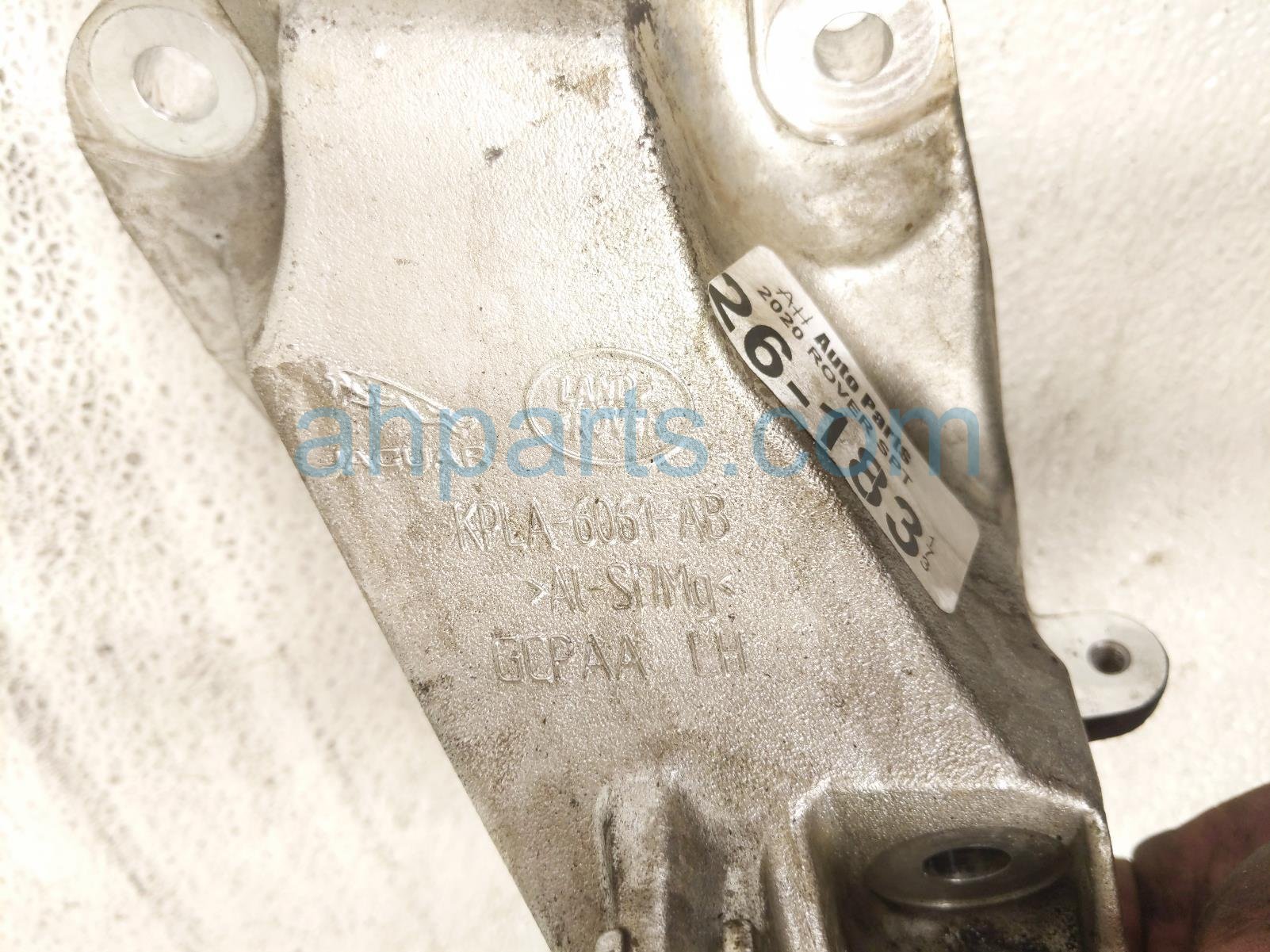 2020 Land Rover Range Rover Sport Engine/motor Driver Engine Mount Bracket 3.0 Awd LR147912 Replacement 2020 Land Rover Range Rover Sport Engine/motor Driver Engine Mount Bracket 3.0 Awd LR147912 Replacement thumbnail