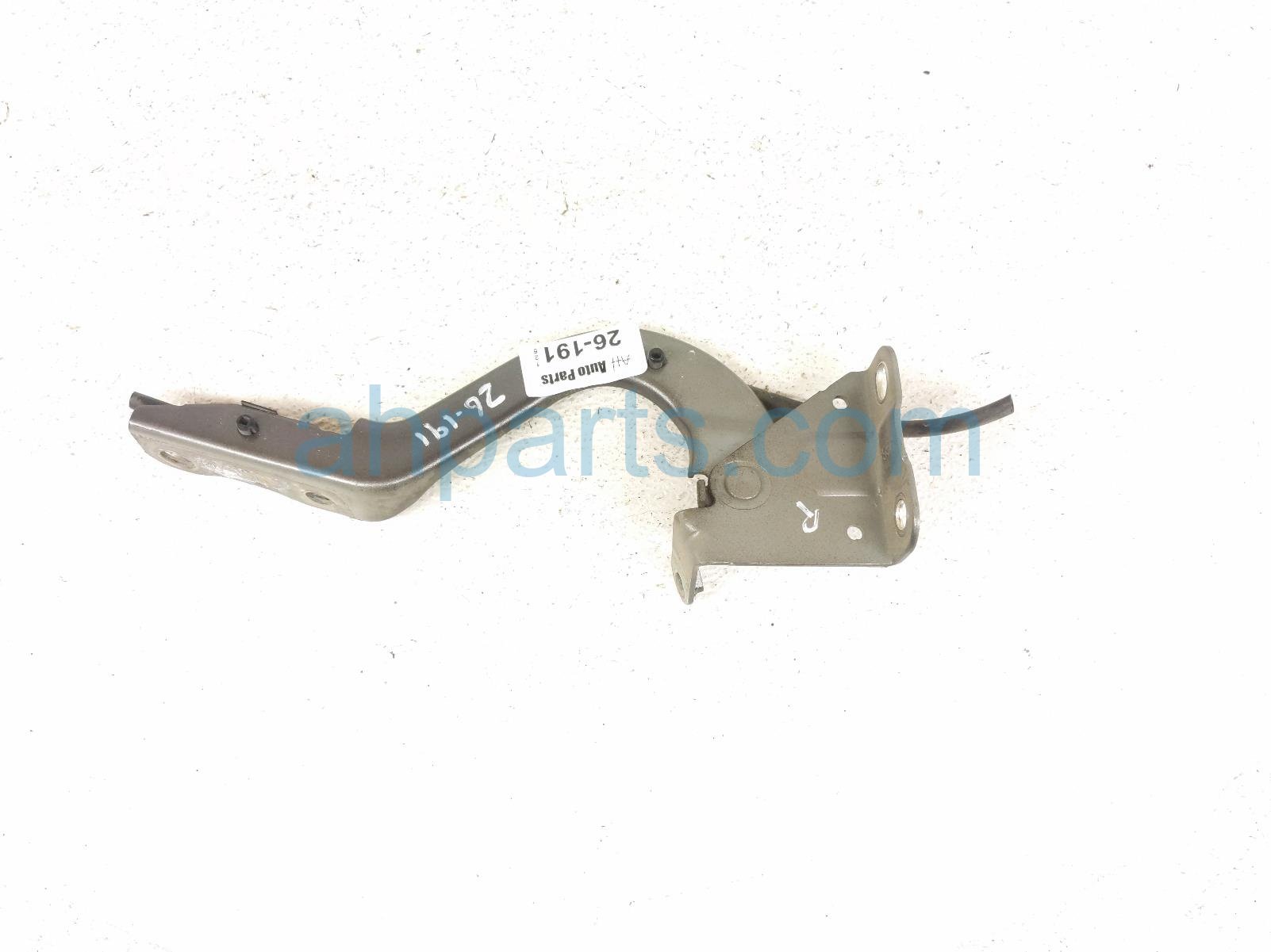 $19 Toyota RH HOOD HINGE - GREY $19 Toyota RH HOOD HINGE - GREY