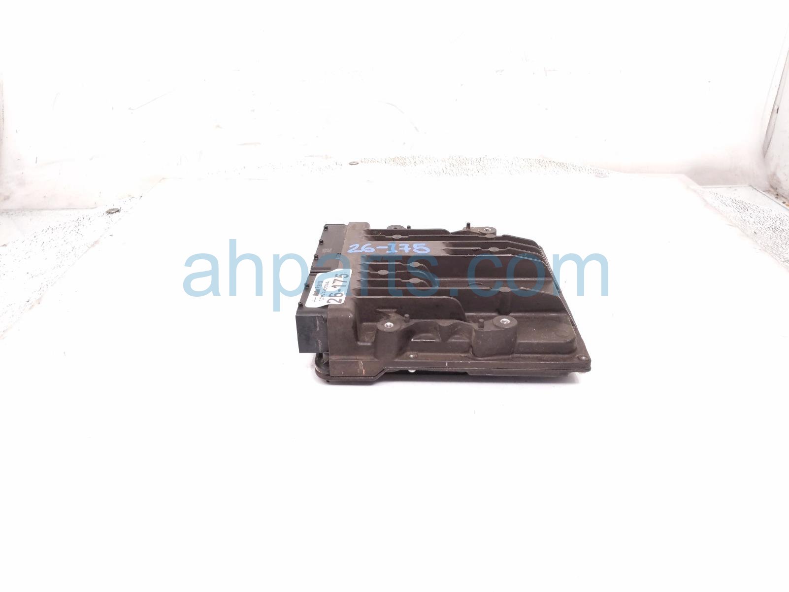 Toyota ENGINE CONTROL MODULE - 2.4L AT 4X4