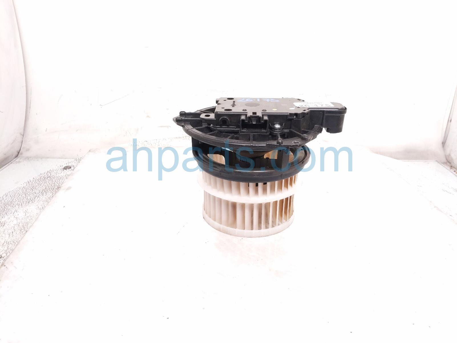 Toyota HVAC BLOWER MOTOR W/EVAP ASSY