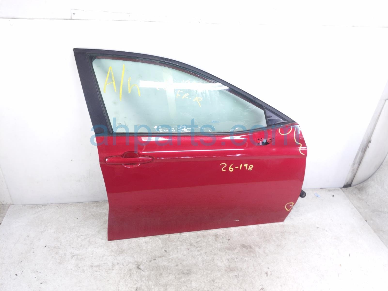 Toyota FR/RH DOOR - RED - NO MIRROR/TRIM*