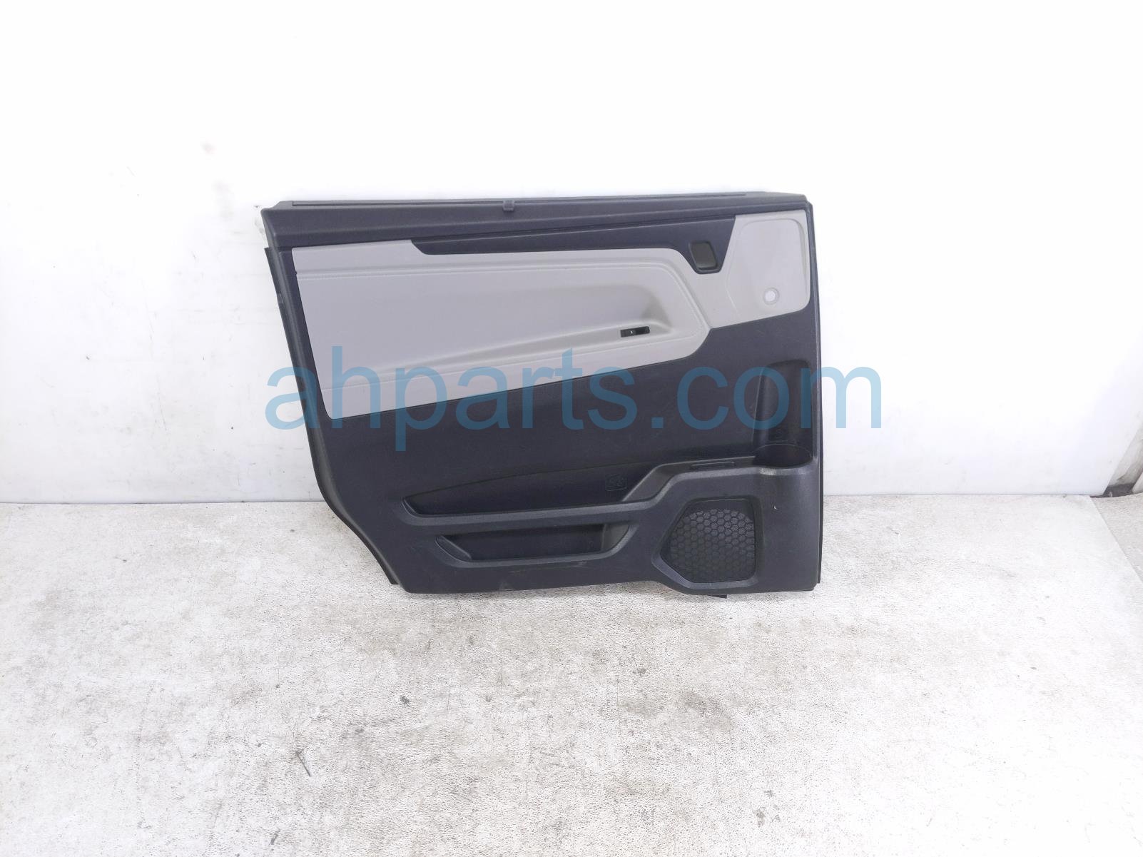 Honda RR/LH INTERIOR DOOR PANEL - GREY