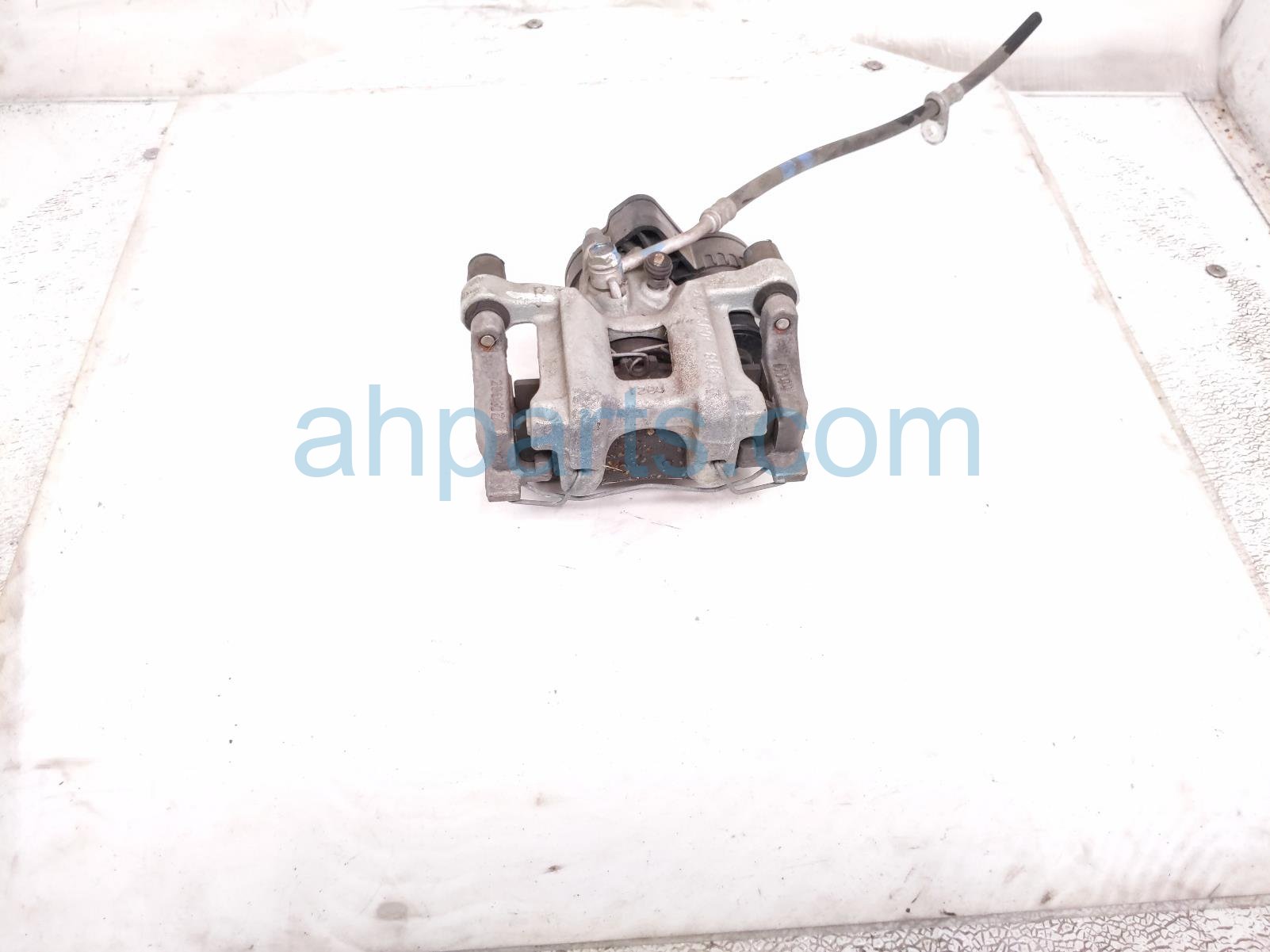 Honda RR/RH BRAKE CALIPER