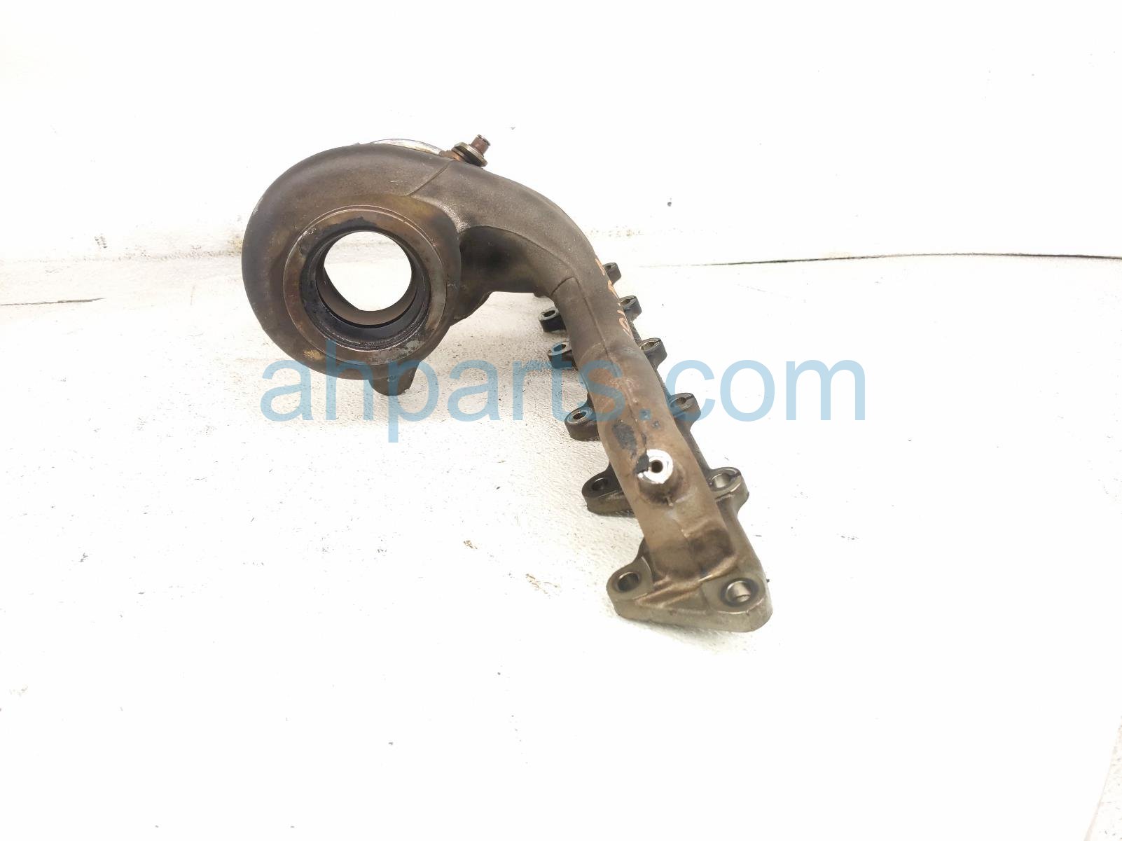2020 Land Rover Range Rover Sport Turbocharger Exhaust Manifold Only 105123470 Replacement 2020 Land Rover Range Rover Sport Turbocharger Exhaust Manifold Only 105123470 Replacement thumbnail