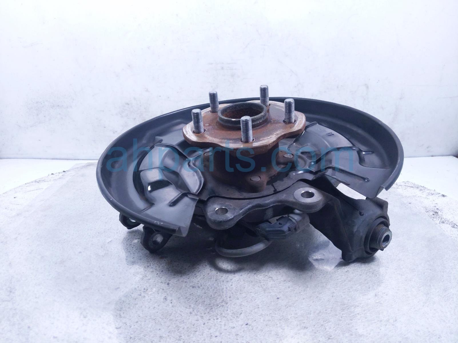 2021 Toyota Highlander Axle Stub Rear Passenger Spindle Knuckle Hub Awd 42304 0E090 Replacement 2021 Toyota Highlander Axle Stub Rear Passenger Spindle Knuckle Hub Awd 42304 0E090 Replacement thumbnail