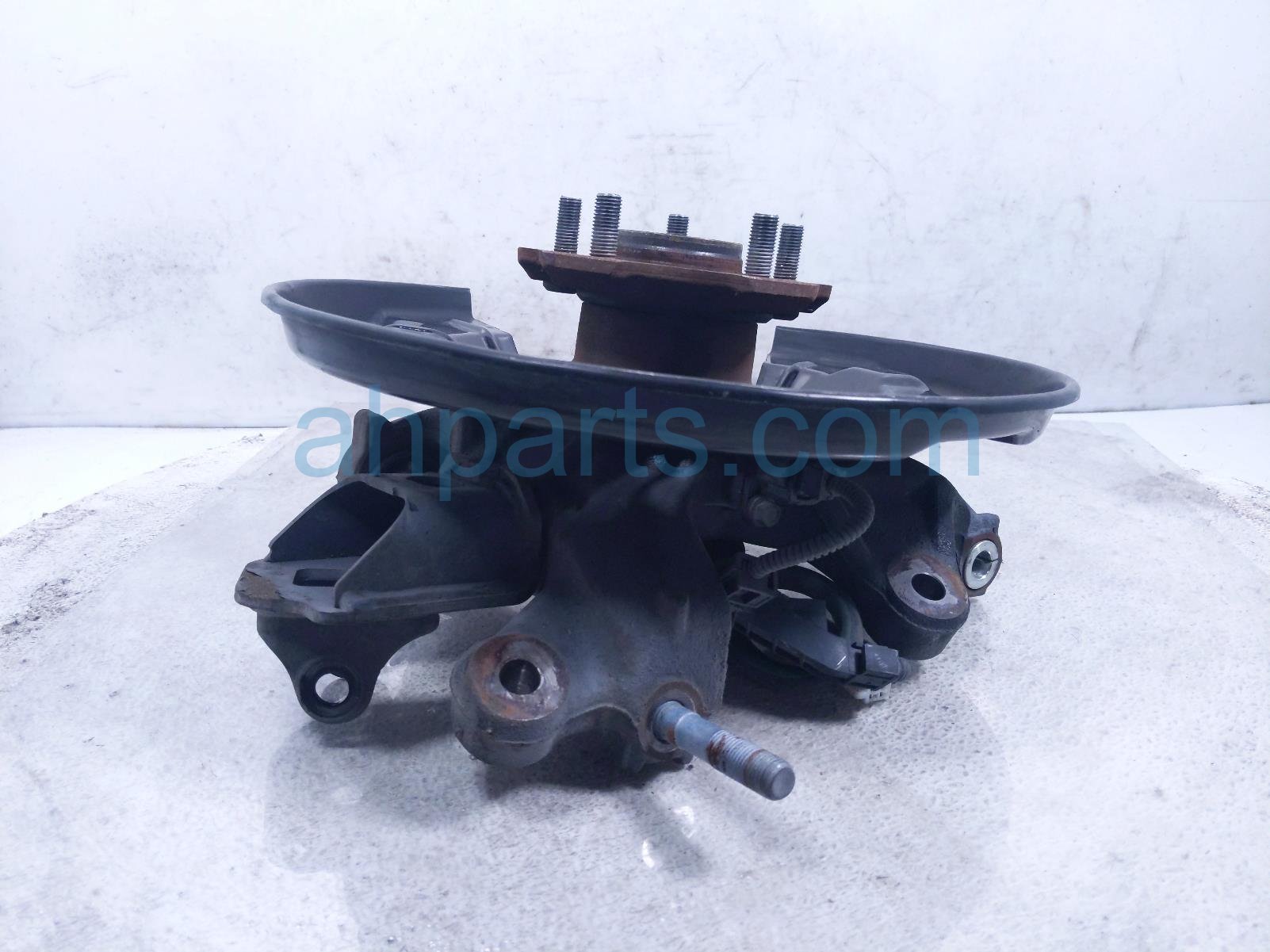 2021 Toyota Highlander Axle Stub Rear Passenger Spindle Knuckle Hub Awd 42304 0E090 Replacement 2021 Toyota Highlander Axle Stub Rear Passenger Spindle Knuckle Hub Awd 42304 0E090 Replacement thumbnail