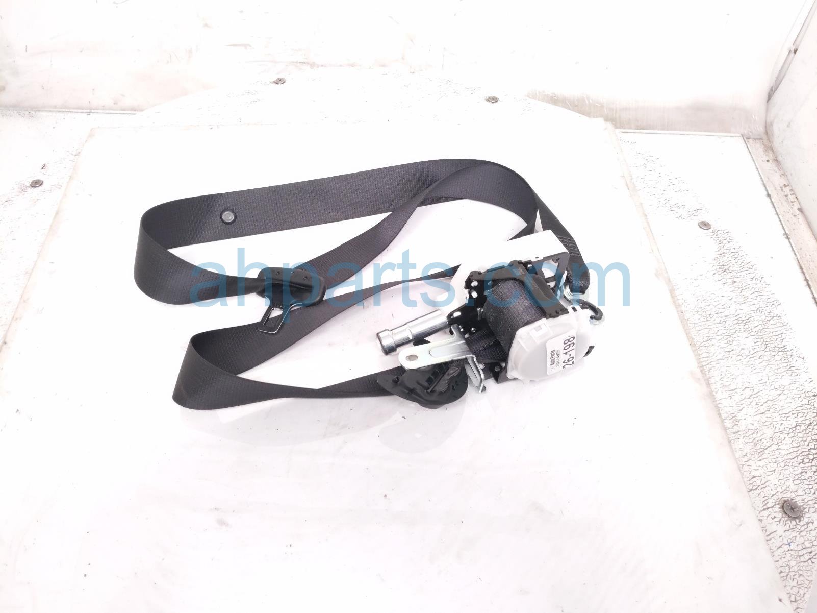 Toyota FR/LH SEAT BELT - BLACK
