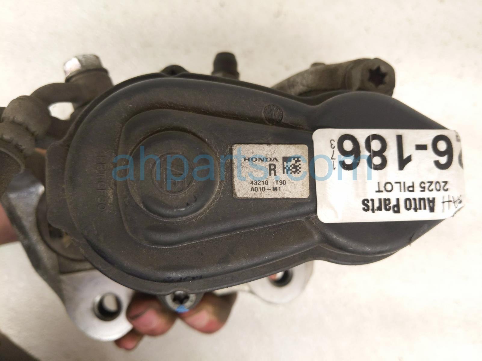 2025 Honda Pilot Core Core Rear Passenger Brake Caliper 43018 TYA A00 Replacement 2025 Honda Pilot Core Core Rear Passenger Brake Caliper 43018 TYA A00 Replacement thumbnail
