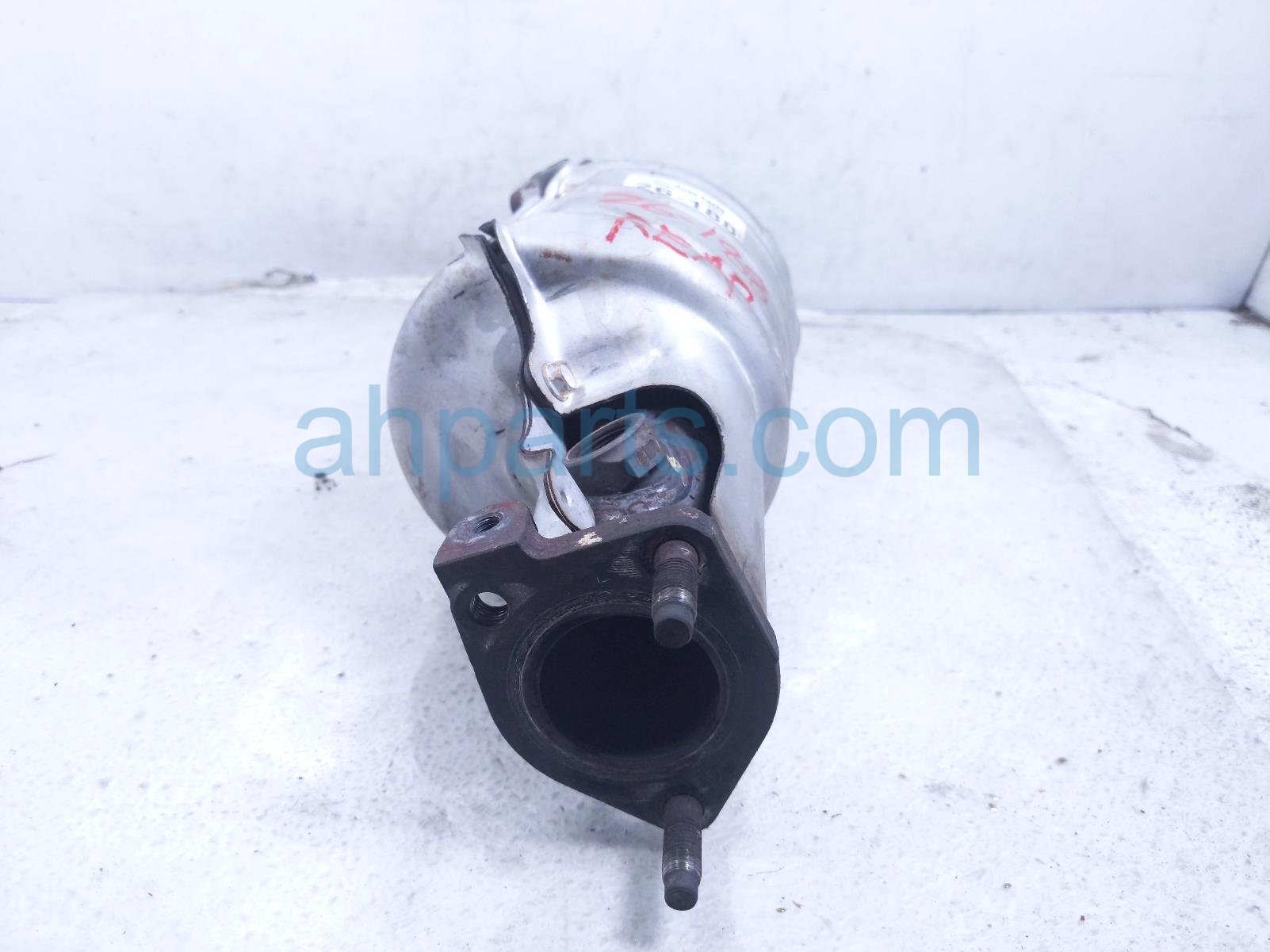 2020 Honda Odyssey Manifold Rear Exhaust Converter 3.5l Fwd 18280 5MR A01 Replacement 2020 Honda Odyssey Manifold Rear Exhaust Converter 3.5l Fwd 18280 5MR A01 Replacement thumbnail