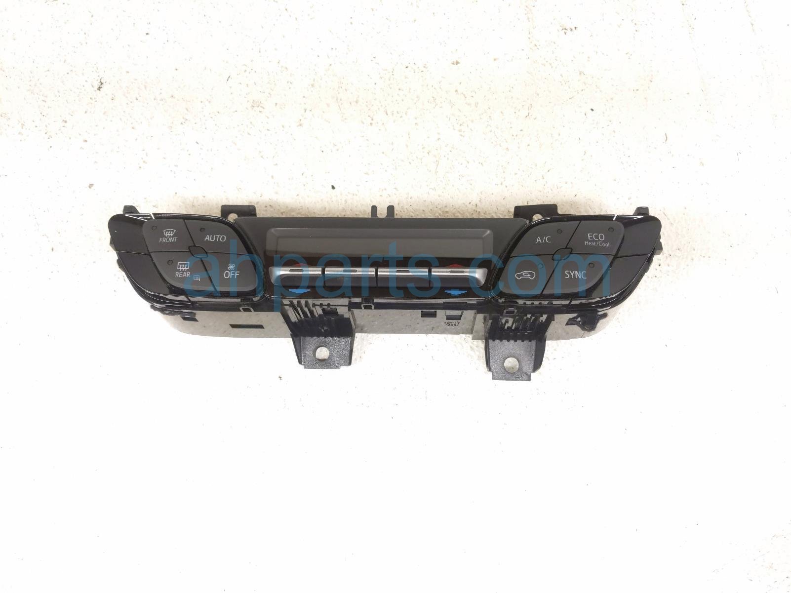 HEATER/AC CONTROL(ON DASH)