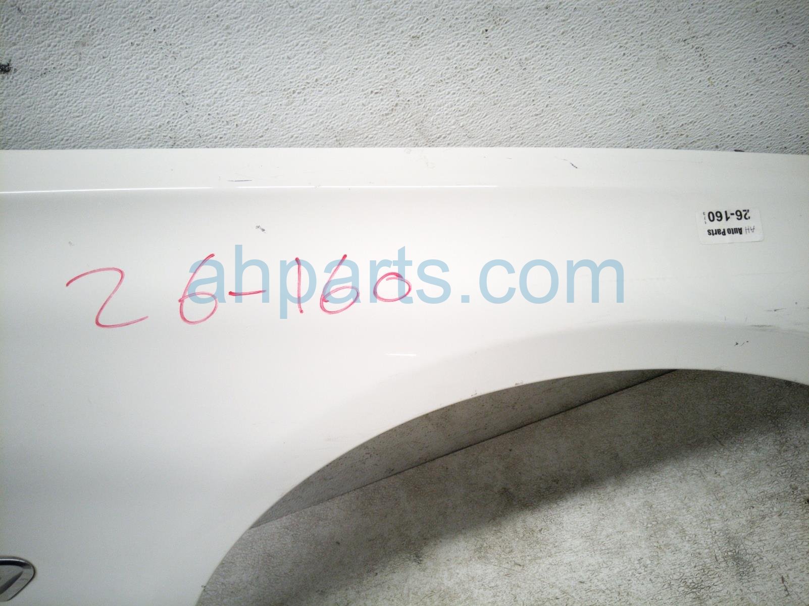 2011 BMW 750li Front Passenger Fender White 41007261462 Replacement 2011 BMW 750li Front Passenger Fender White 41007261462 Replacement thumbnail