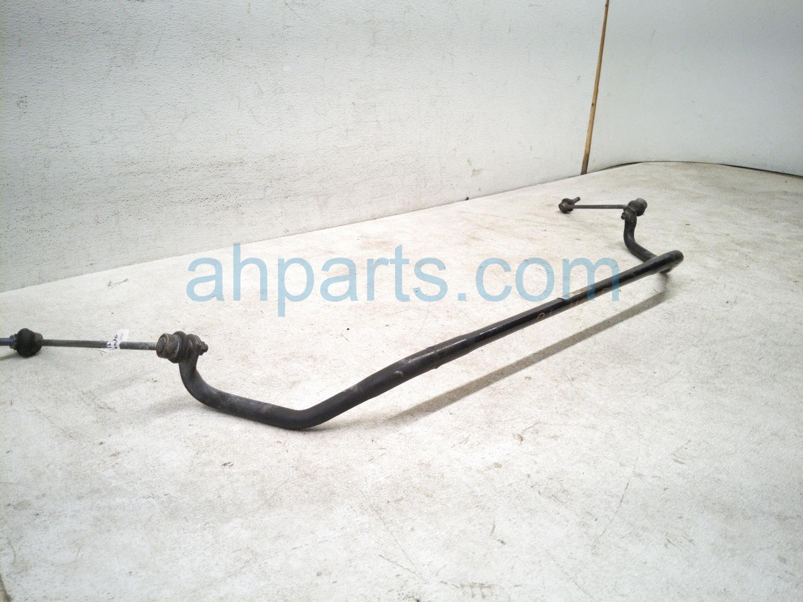 2011 BMW 750li Front Stabilizer / Sway Bar 33 55 6 788 629 Replacement 2011 BMW 750li Front Stabilizer / Sway Bar 33 55 6 788 629 Replacement thumbnail