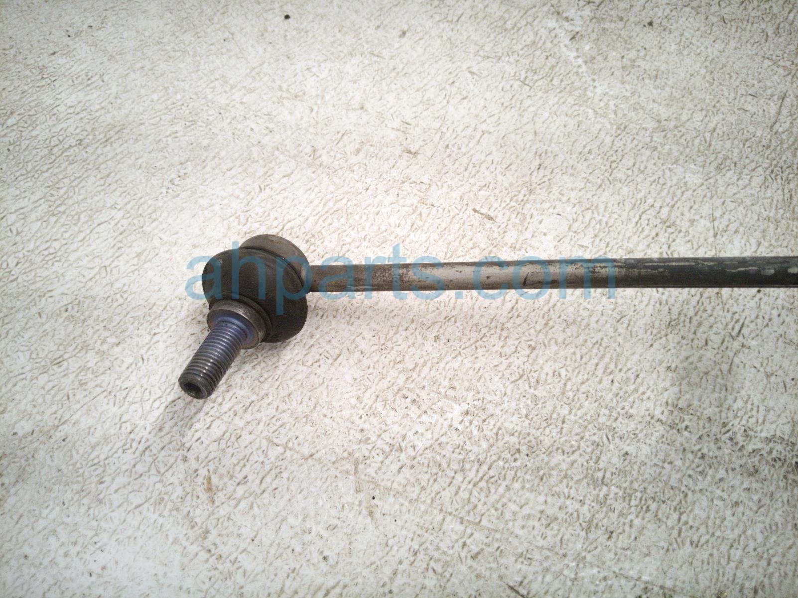 2011 BMW 750li Front Stabilizer / Sway Bar 33 55 6 788 629 Replacement 2011 BMW 750li Front Stabilizer / Sway Bar 33 55 6 788 629 Replacement thumbnail
