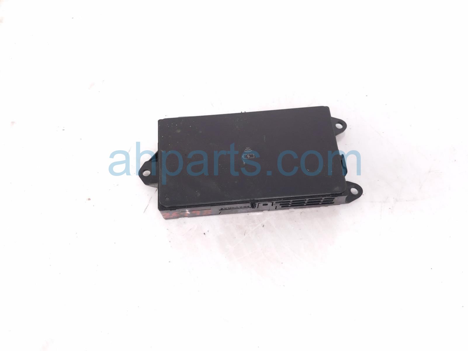 Toyota WIRELESS PHONE CHARGER MODULE