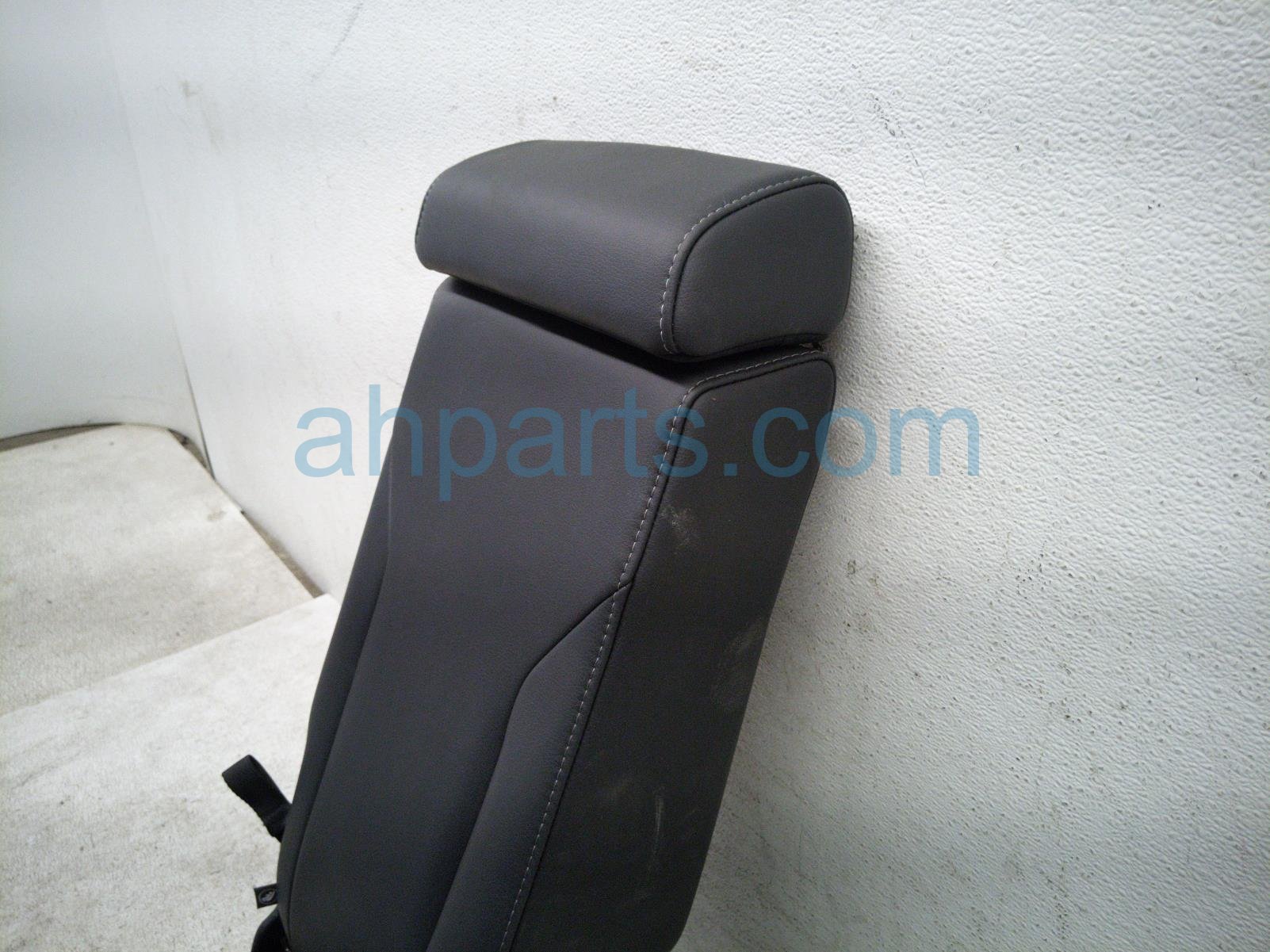 2025 Honda Pilot Rear Back Seat (2nd Row) 2nd Row Ctr Cushion W/hr blk Lthr 81921 T90 A21ZB Replacement 2025 Honda Pilot Rear Back Seat (2nd Row) 2nd Row Ctr Cushion W/hr blk Lthr 81921 T90 A21ZB Replacement thumbnail